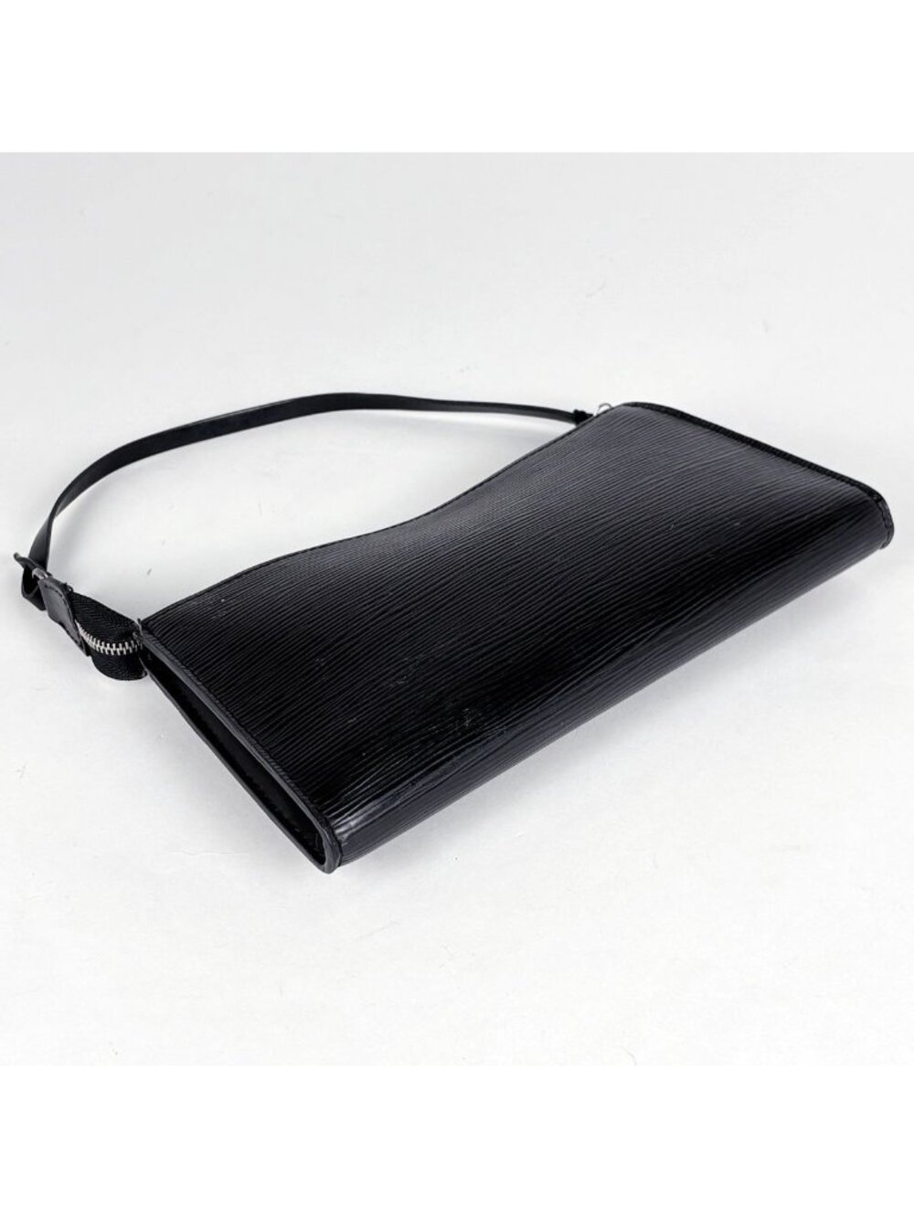 Louis Vuitton Pochette Makeup Cosmetics Handbag Pouch Epi Noir - Picture 2 of 9